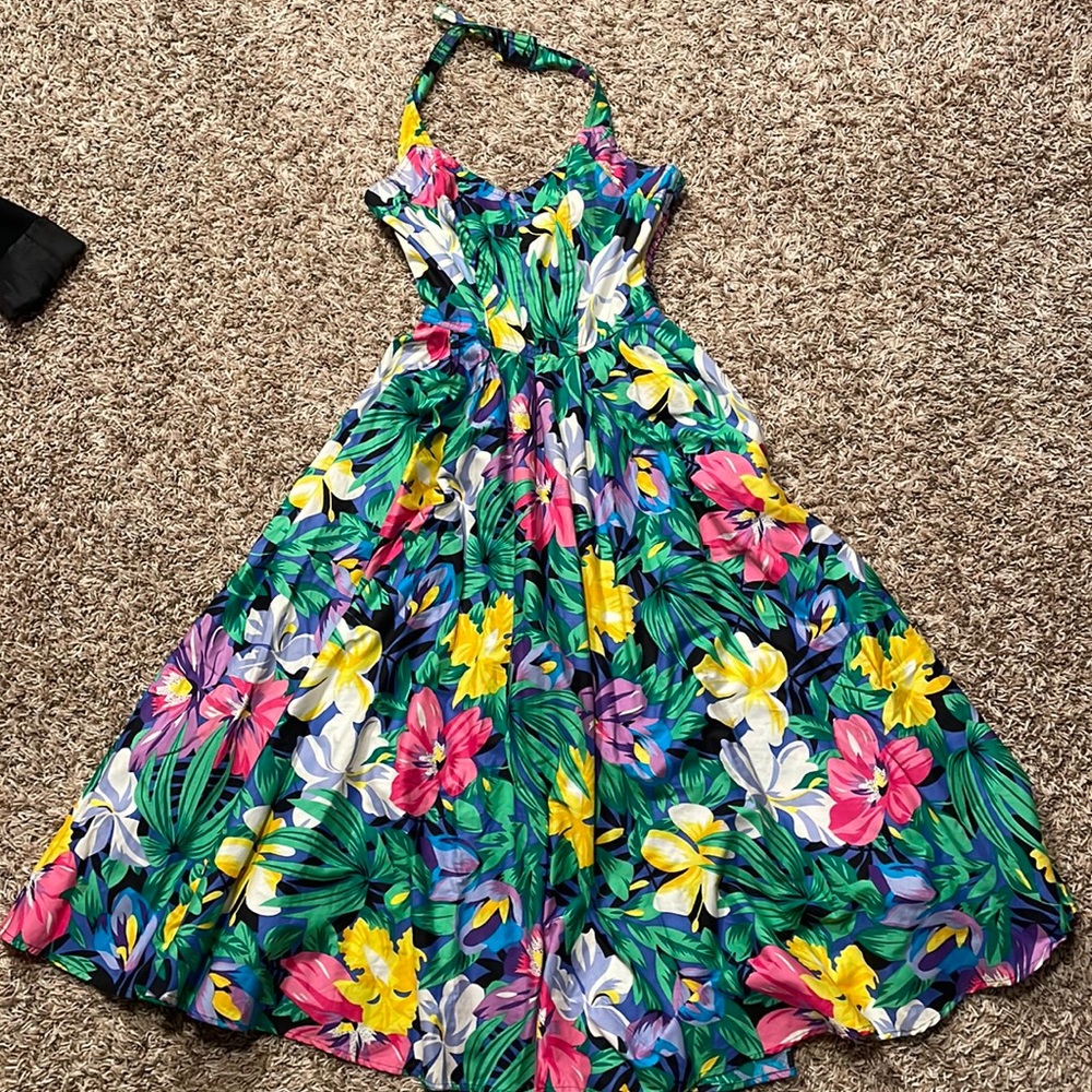 Vintage sundress *with pockets!*